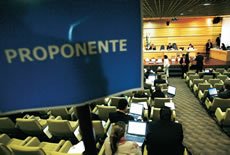 LEILÃO 3G Governo já arrecadou mais de R$ 5 bilhões