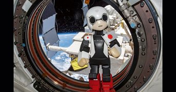 2013.KIBO-ROBOT/AFP