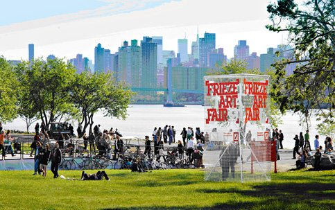Frieze New York 2012/Photograph by Graham Carlow/Courtesy of Graham Carlow/ Frieze