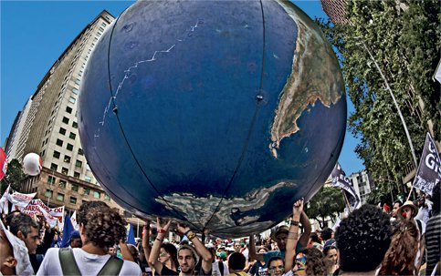 Christophe Simon/AFP PHOTO