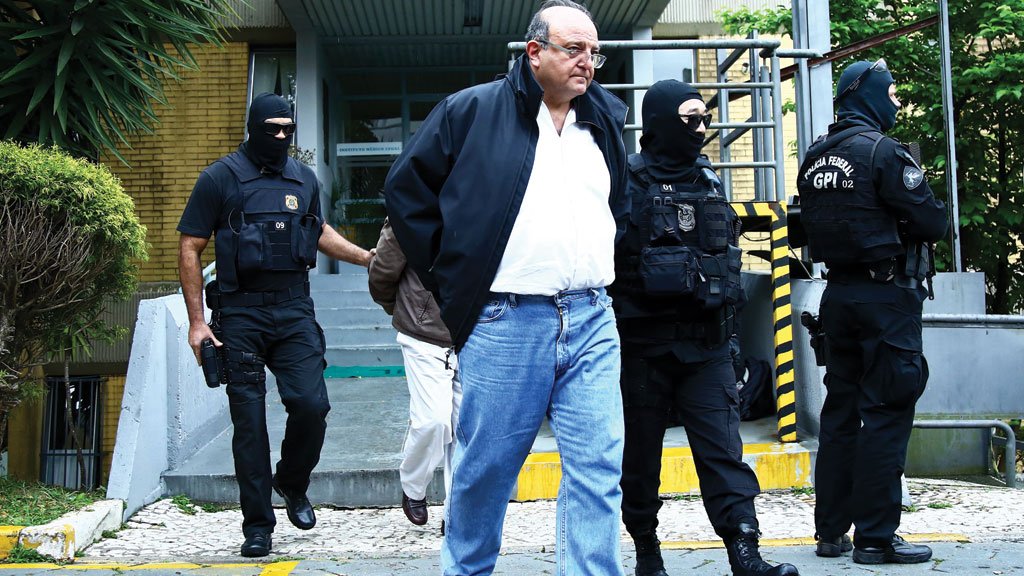 Os depósitos ilegais para Vacarezza