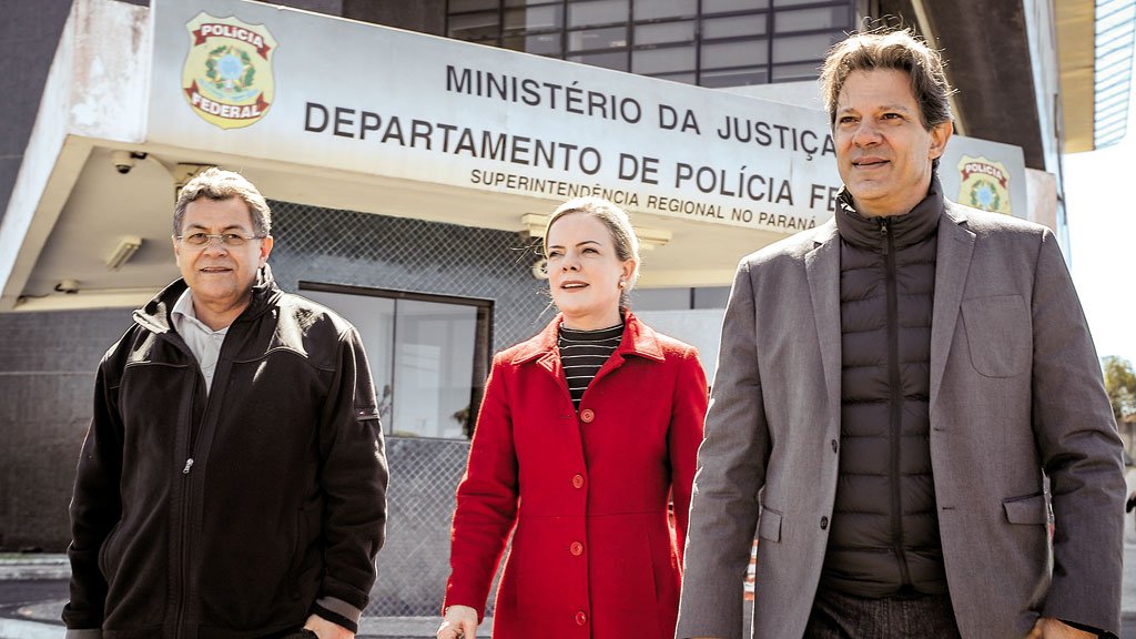 Não tem petista grátis