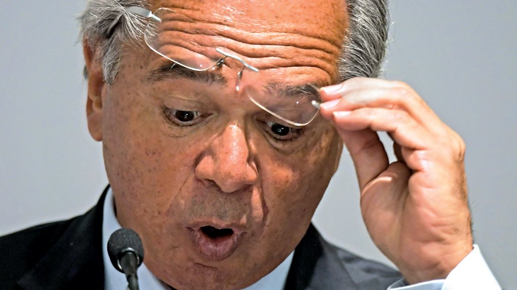 O ministro Paulo Guedes quer reduzir impostos a pelo menos 20% do PIB: uma revolução