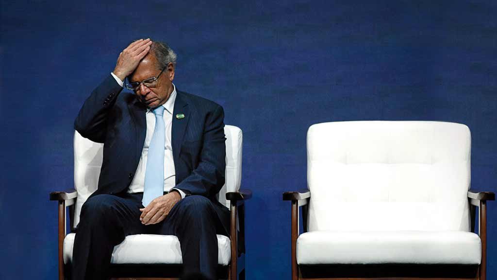 COBERTOR CURTO Guedes só deixou recursos no Orçamento para pagar R$ 405 de Auxílio Brasil: dor de cabeça para o novo presidente